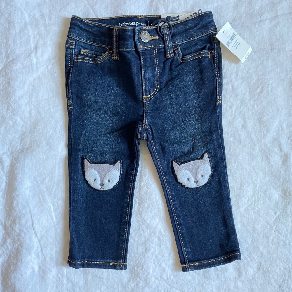 Kids bundles 6/$12— baby skinny jeans never worn